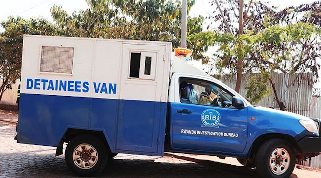 Nyanza: Abarimu 4 bafashwe bakuramo inda y’umunyeshuri