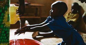 AfDB yemereye u Rwanda miliyari 117 Frw zigenewe amazi n’isukura