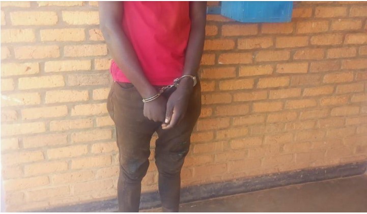 Burera: Afungiwe kwambura ababyeyi 35,500 na “smartphone” abizeza ibitangaza