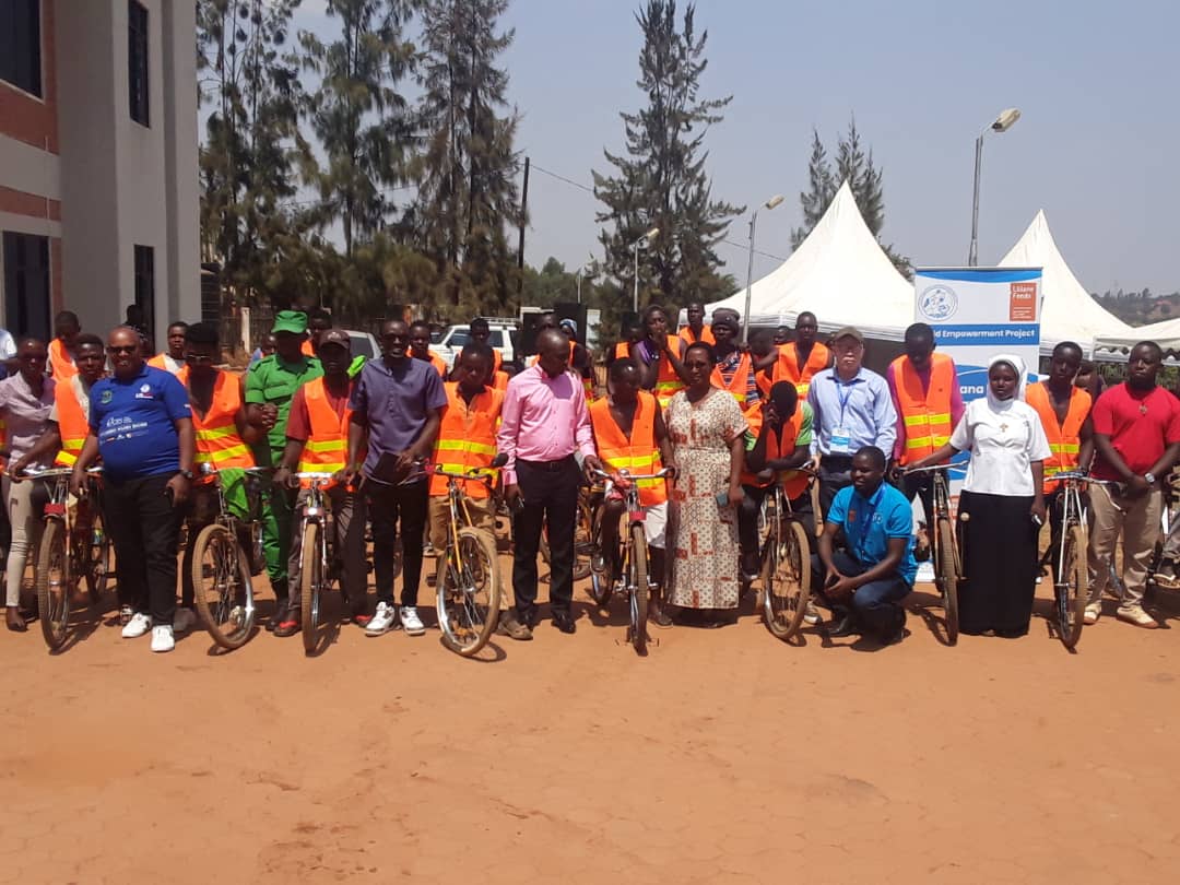 Abafite ubumuga bavuga ko bagihezwa