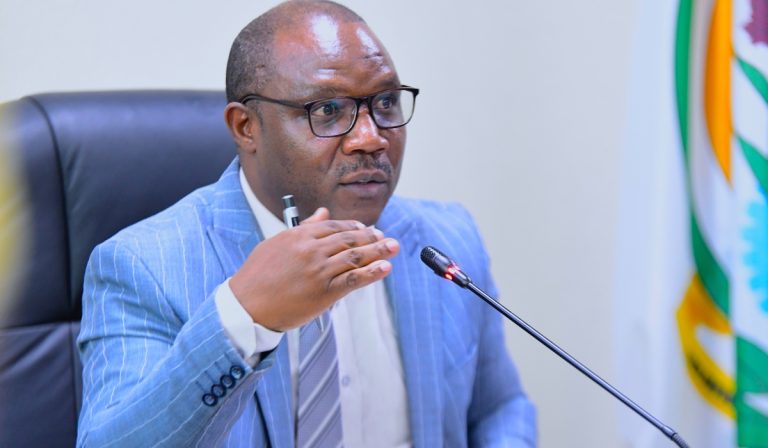 Guverinoma yasobanuye icyatumye abayobozi birukanirwa rimwe mu Majyaruguru