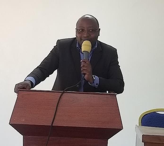 Bamwe mu bayobozi b’Uturere n’Intara y’Amajyaruguru bakuwe ku mirimo