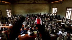 Burundi: Abarimu basaga 5,000 barataka kudahembwa