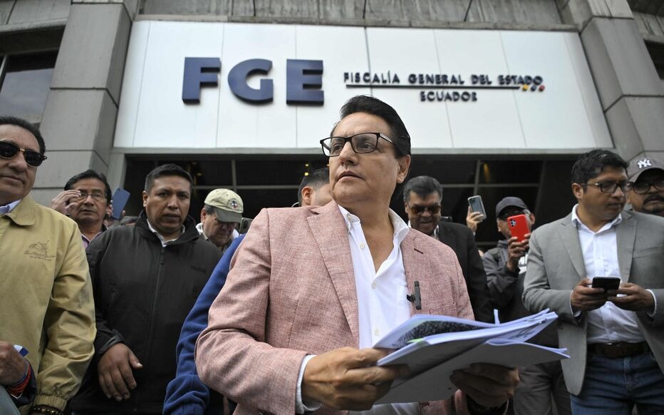 Equateur: Uwiyamamarizaga kuba Perezida yishwe arashwe