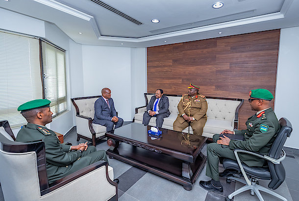 U Rwanda na Eswatini mu kwimakaza ubufatanye mu bya gisirikare