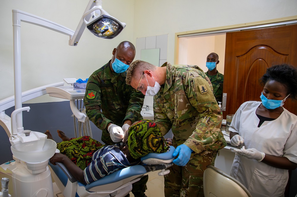 Ingabo z’u Rwanda n’iza USA zigiye kuvura abasaga 5000