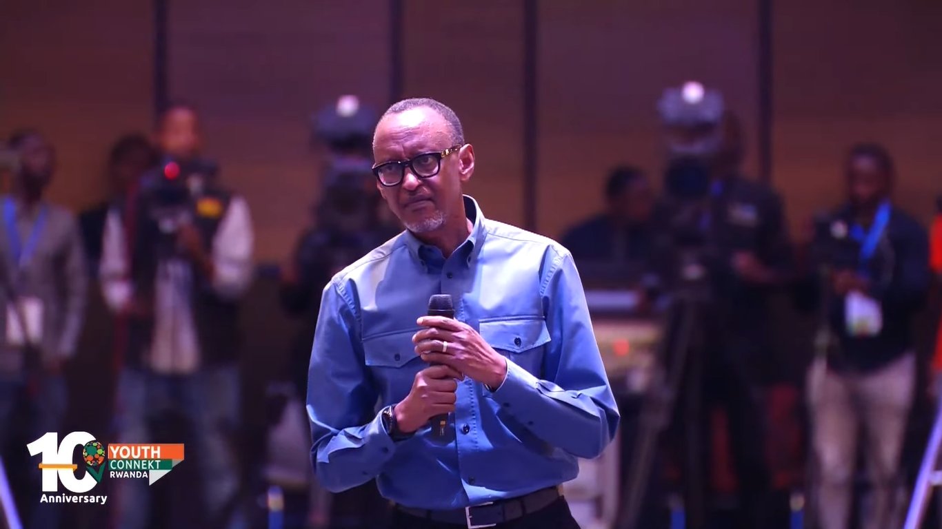 Perezida Kagame yanenze abashora amafaranga ya siporo mu ndagu