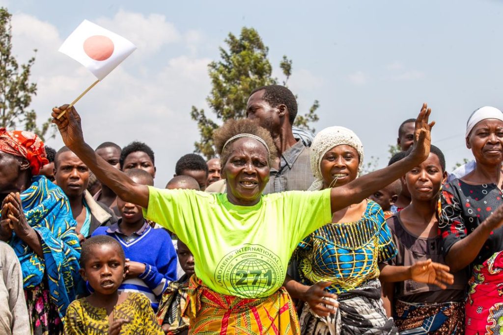 Rubavu: Abahawe amazi meza n’ubwiherero mu makoro baravuga imyato Leta
