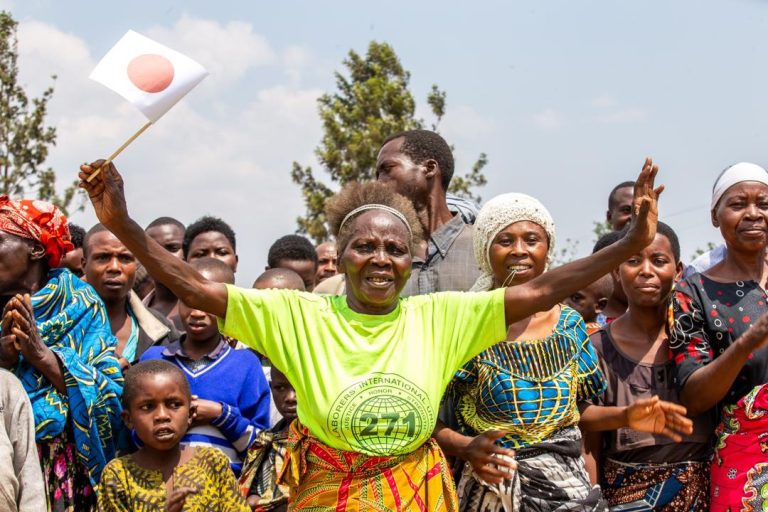 Rubavu: Abahawe amazi meza n’ubwiherero mu makoro baravuga imyato Leta