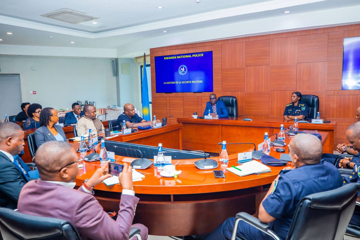 Intumwa zo muri Bénin zasuye Polisi y’u Rwanda
