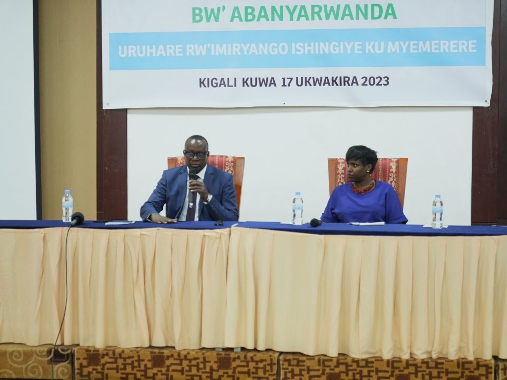 Hakomojwe ku cyakorwa ngo ubumwe bw’Abanyarwanda bugere ku 100%