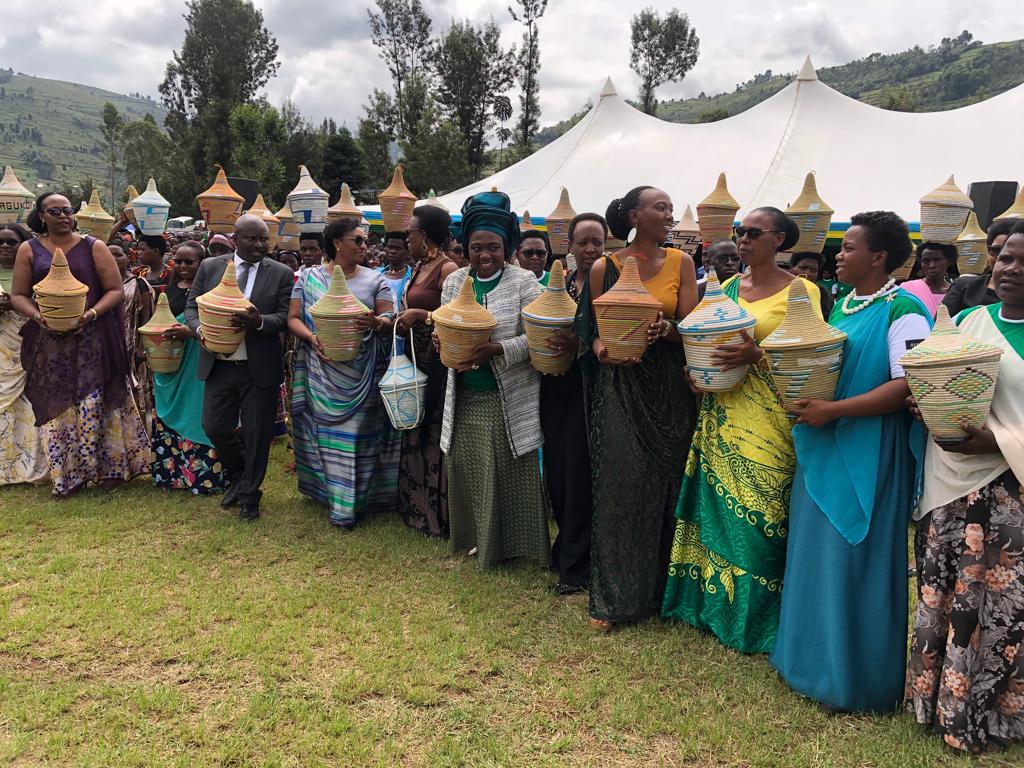 Abagore bo mu cyaro banyuzwe n’uko u Rwanda rubitayeho