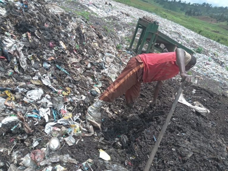 Musanze: Abakorera BIDEC LTD barayishinja kutita ku buzima bwabo