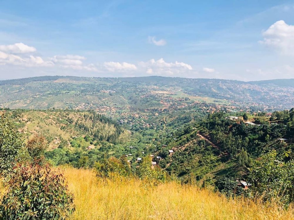 Kigali: Abashoramari basabwe kubaka Hoteli zigezweho ku musozi wa Rebero