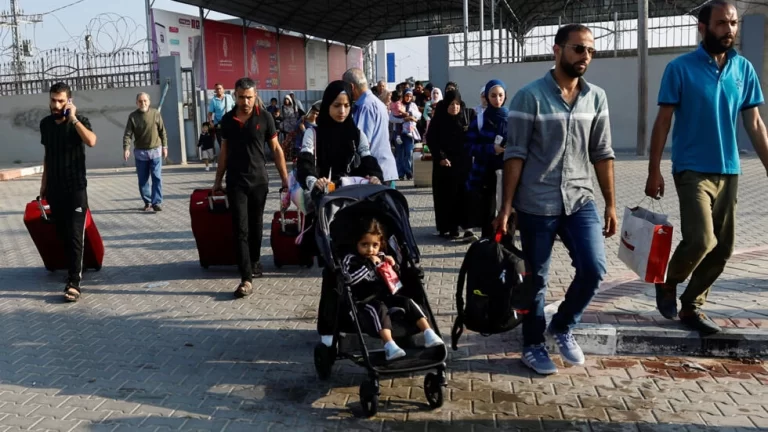 Gaza:  Abanyamahanga 400 n’abenegihugu babiri bageze mu Misiri