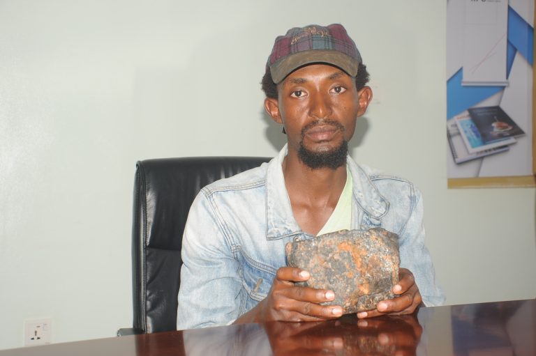 Mu Karere ka Huye hagaragaye ibuye ridasanzwe