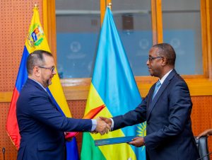 U Rwanda na Venezuela byakuriyeho Visa abatunze Pasiporo za Dipolomasi, iz’akazi n’izihariye 