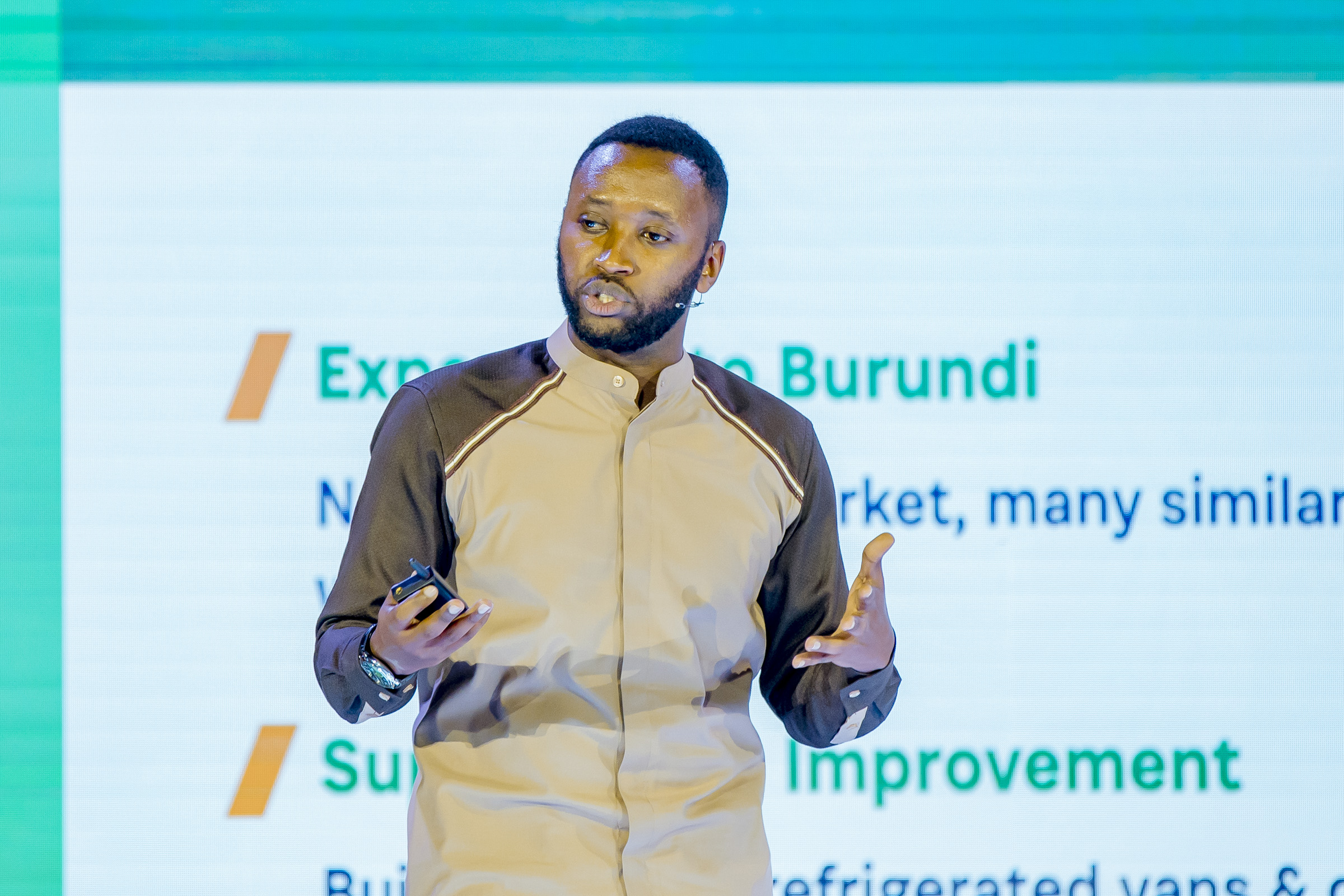 Umunyarwanda yegukanye miliyoni 123 Frw mu marushanwa yateguwe n’umuherwe Jack Ma