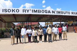 Kamonyi: Sosiyete Sivili irimo gusura imishinga y’abakobwa babyariye iwabo