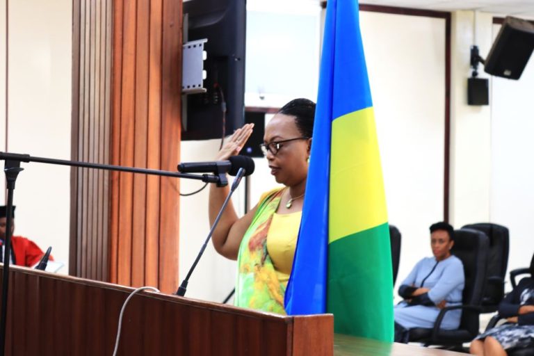 Urukiko rw’Ikirenga rwakiriye indahiro ya Perezida wa NHCR (Amafoto)