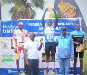 Triathlon: Ngendahayo na Uwanyirigira begukanye irushanwa ritangira umwaka w’imikino 