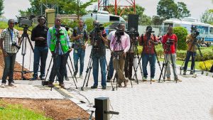 Kigali: Abanyamakuru bavuze ku cyabakura mu bukene