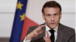 Perezida Macron yiyambaje abanyamadini ngo batoze ubumwe Abafaransa