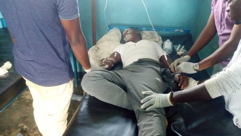 Nyamasheke: Umugore n’umuturanyi bararembye nyuma yo gutwikwa na gazi