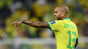 Dani Alves yasabiwe gufungwa imyaka icyenda