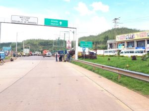 Imirenge ikora ku muhanda mpuzamupaka wa Rusumo- Kayonza yugarijwe na VIH/SIDA