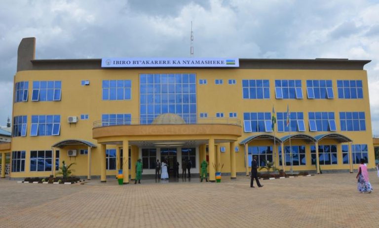 Nyamasheke: Ba Gitifu b’Utugari basabiwe guhindurwa
