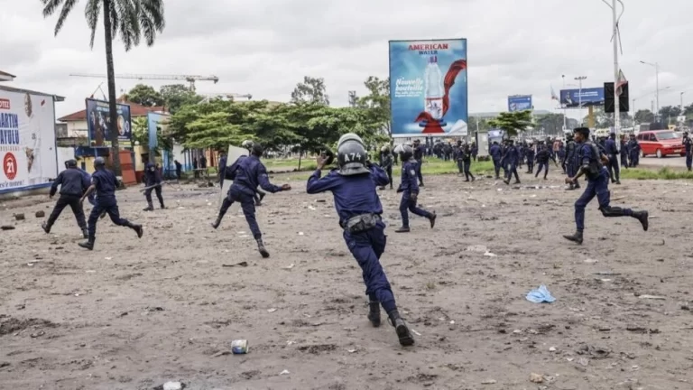 DRC: Habaye imirwano hagati y’abapolisi n’abashyigikiye Martin Fayulu i Kinshasa