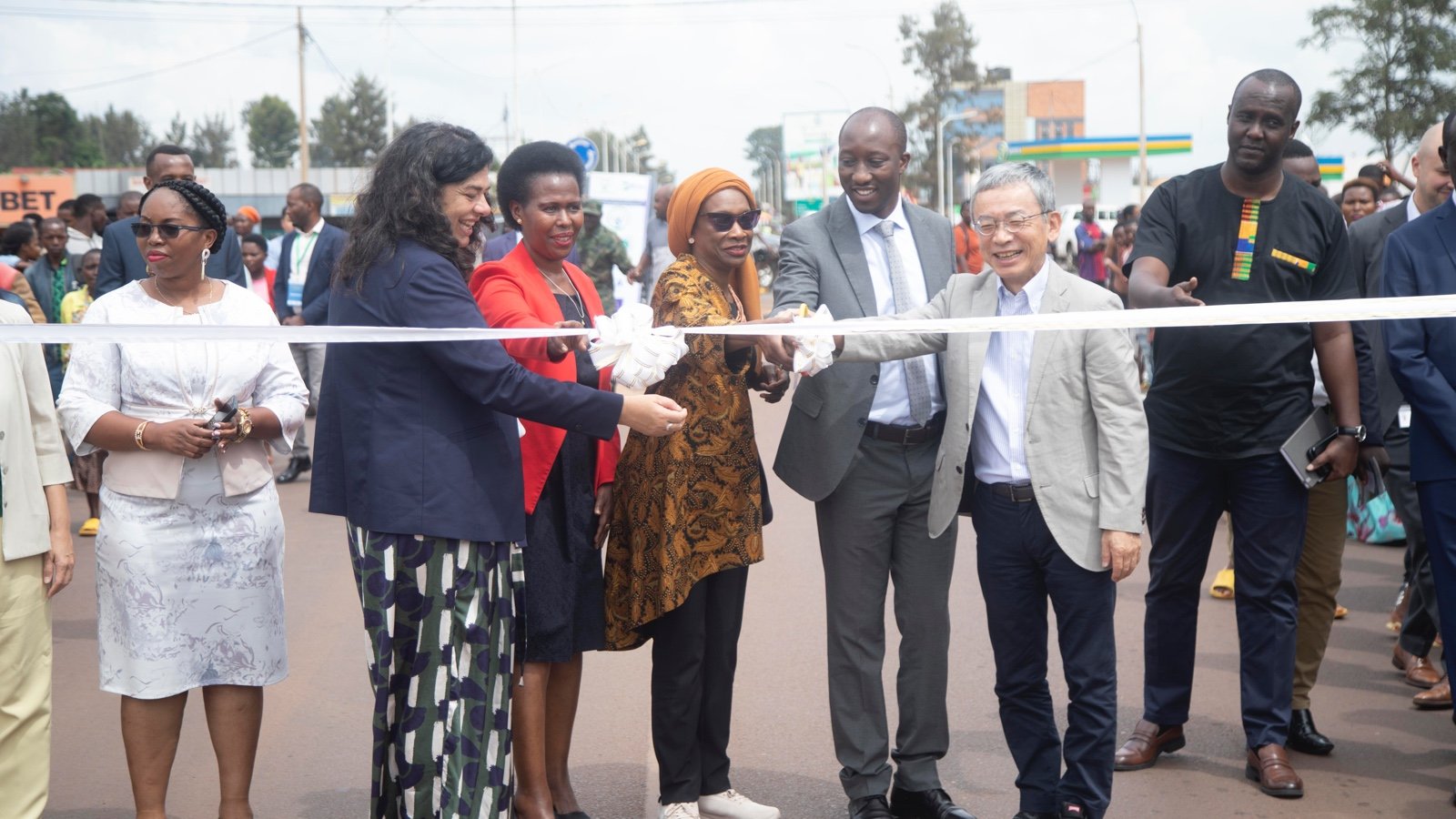 Hatashywe umuhanda Kagitumba- Kayonza- Rusumo witezweho kuzamura ubuhahirane