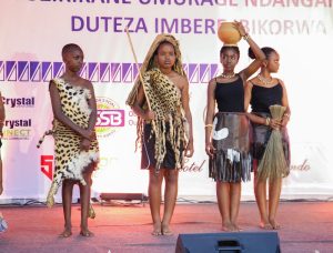 Ubumenyi bw’Inteko izirikana bwitezweho kuzakoreshwa n’ibiragano by’ahazaza (Amafoto)