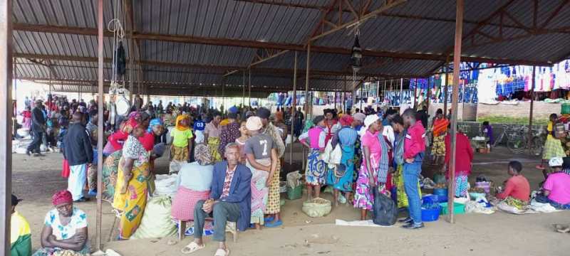 Burera: Abakorera mu isoko rya Gahunga bugarijwe n’umuvu ubangiriza ibicuruzwa