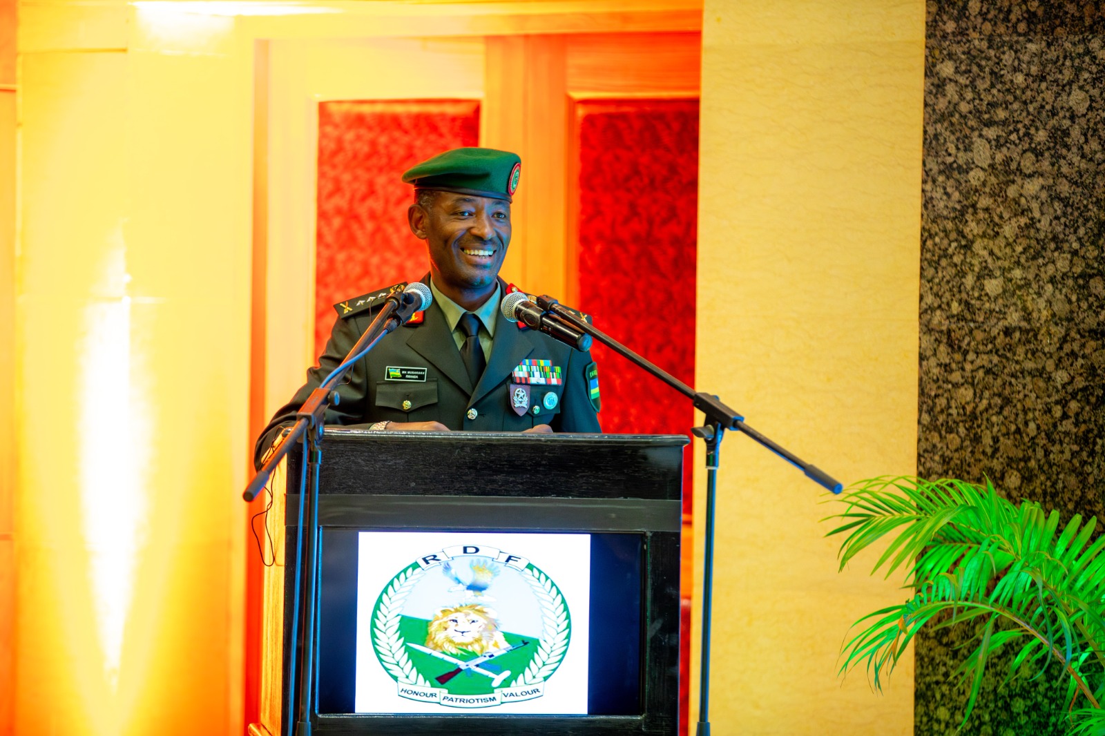 RDF na ba ‘Defence Attaché’ mu Rwanda bishimiye gusoza umwaka neza
