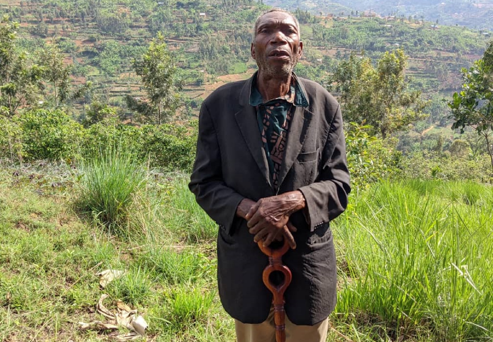 Isomo umusaza w’imyaka 81 wifuza gutangira amashuri abanza akesha Perezida Kagame