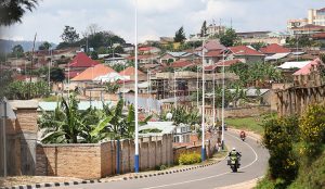 Muhanga: Babangamiwe no gusaba serivisi mu ruganiriro rwa Mudugudu