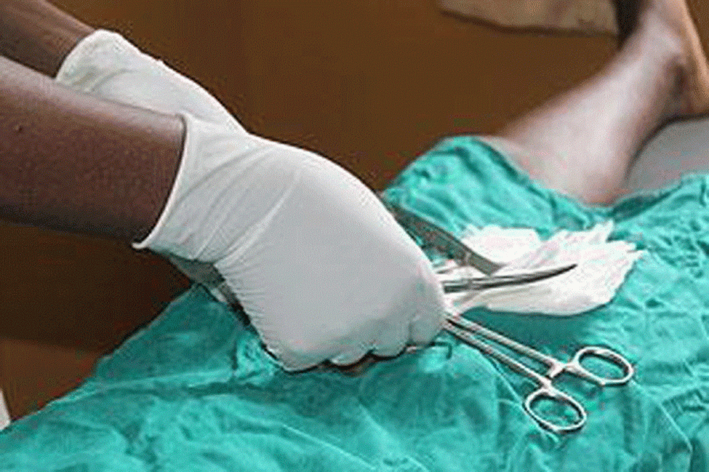 Nyamagabe: Abagabo basiramuwe ku buntu barabyinira ku rukoma