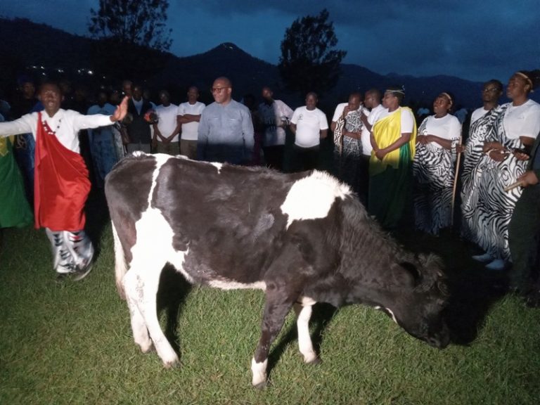 Burera: Abasoje itorero Isonga boroje inka imiryango itanu