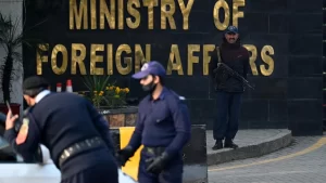 Pakisitani yagabye ibitero muri Irani