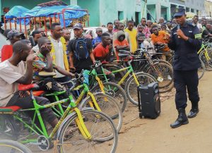 Musanze: Yacyuye moto adasanzwe ayitunze abaturage bamenyesha Polisi