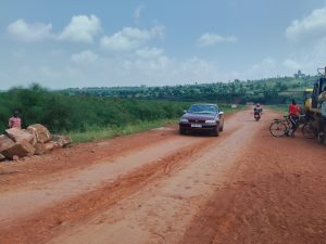 Umuhanda Rwamagana-Ngoma wari warahagaritse ubuhahirane ubu ni nyabagendwa