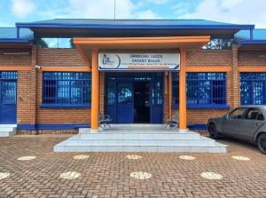 Umwalimu SACCO yijeje abarimu kuvugurura ikoranabuhanga rya Moblie Banking