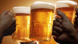 Abana bagira inama bagenzi babo banywa inzoga kuzireka