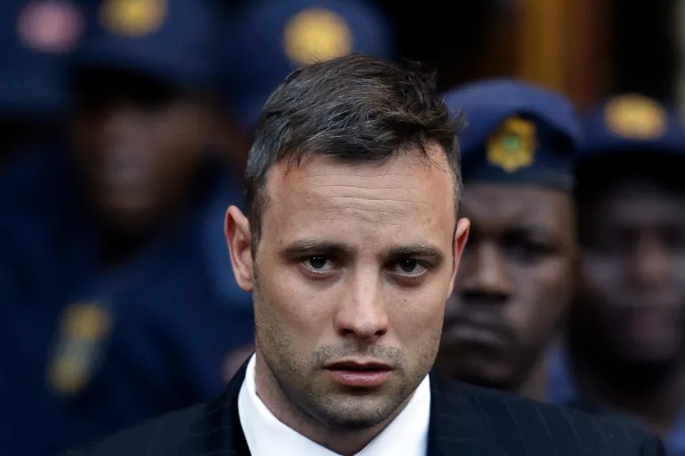 Oscar Pistorius warashe umukunzi we yarekuwe by’agateganyo