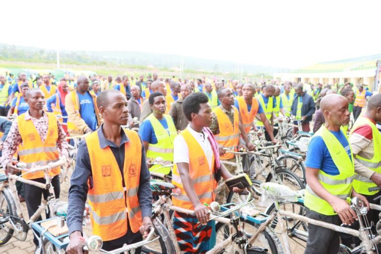 Bugesera: Abakuru b’Imidugudu 566 bahawe amagare azafasha mu kunoza serivisi
