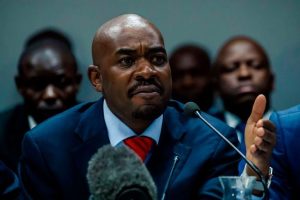 Zimbabwe: Umuyobozi w’abatavuga rumwe n’ubutegetsi yeguye