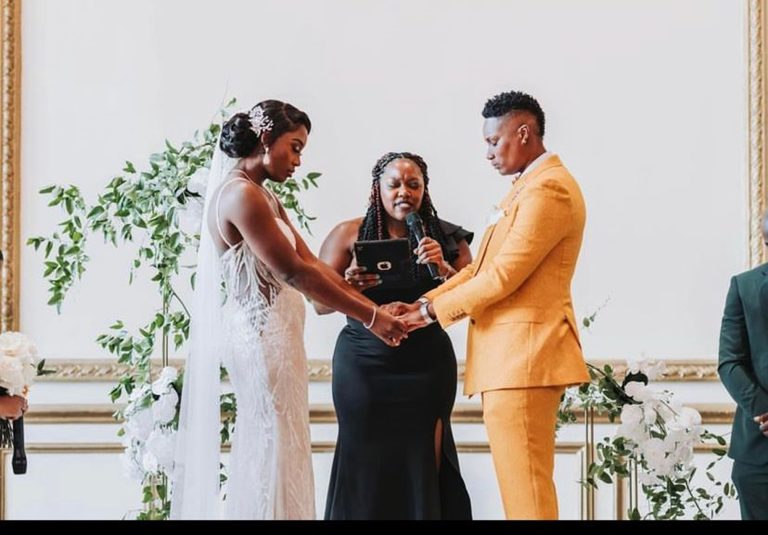 Henderson wabaye Kapiteni w’Ikipe y’Igihugu ya Basketball yasezeranye n’umukobwa mugenzi we