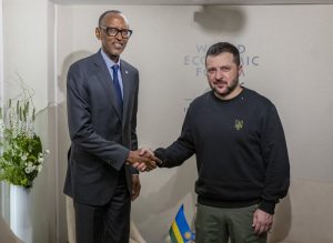 Perezida Kagame yaganiriye na Zelensky wa Ukraine